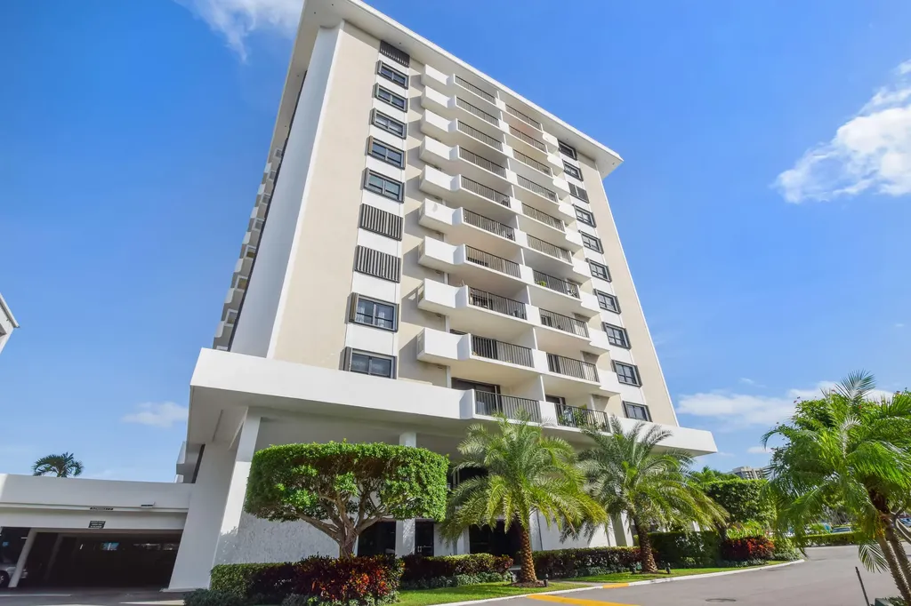 1200 Marine Way North Palm Beach FL 33408