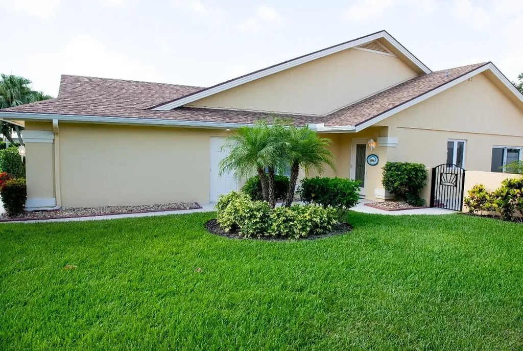 114 Beach Summit Court Jupiter FL 33477