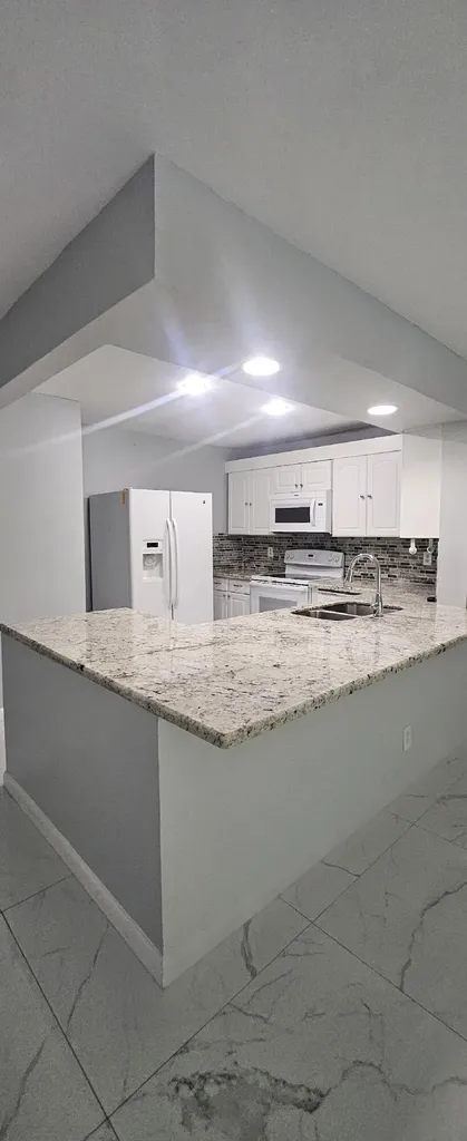 22465 SW 61st Way E Boca Raton FL 33428
