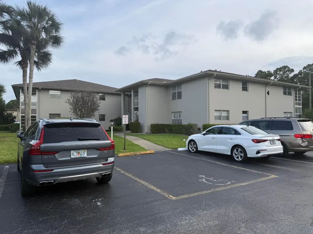 4 E Lake Vista Trail E Port St Lucie FL 34952