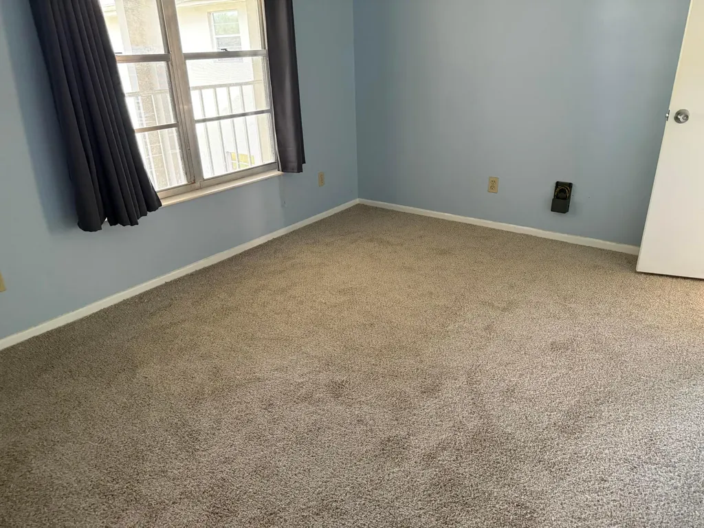 4 Lake Vista Trail Port St Lucie FL 34952