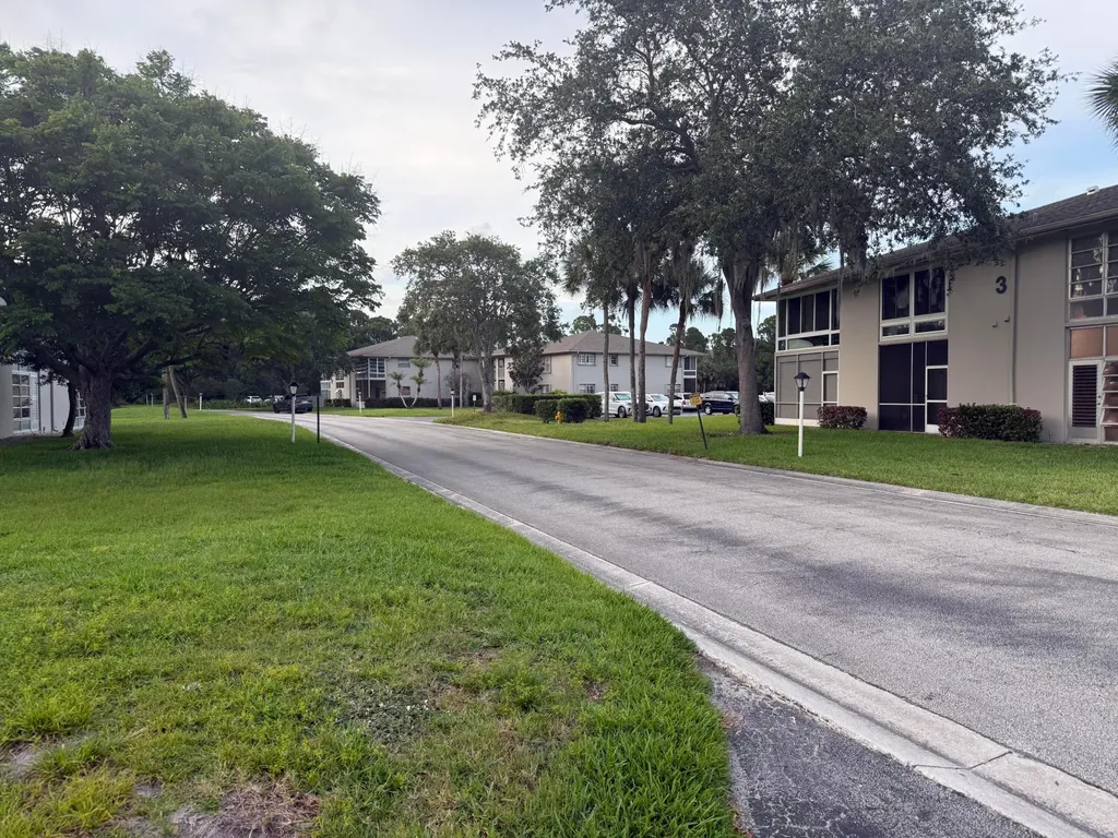 4 E Lake Vista Trail E Port St Lucie FL 34952