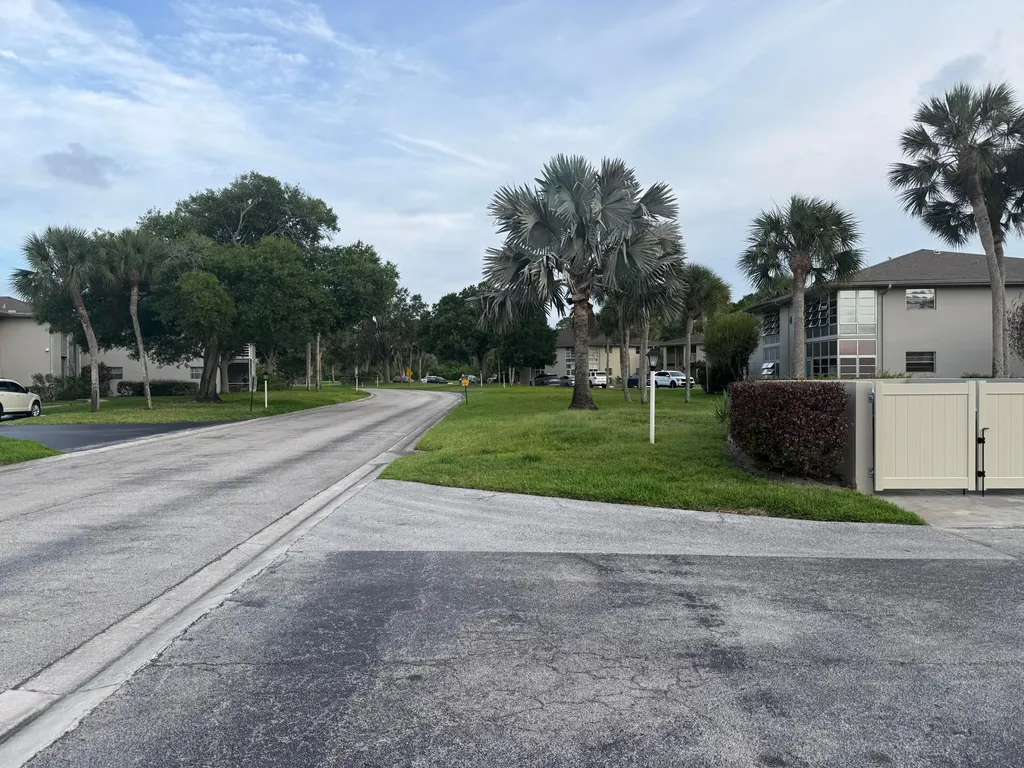 4 E Lake Vista Trail E Port St Lucie FL 34952