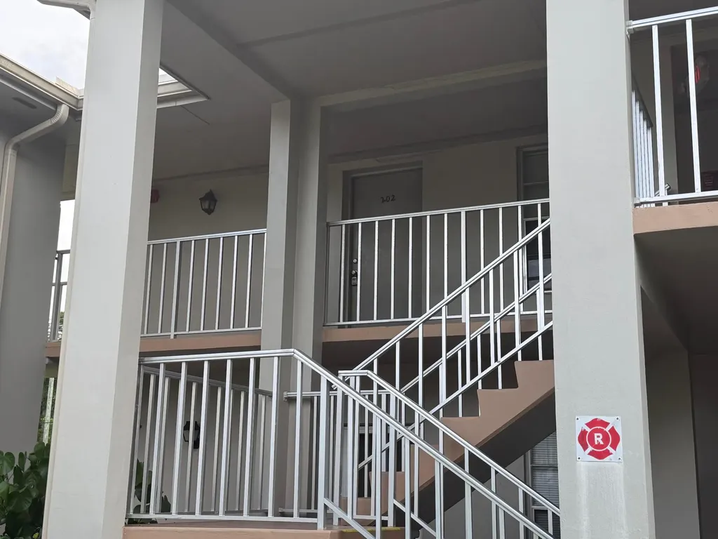 4 E Lake Vista Trail E Port St Lucie FL 34952