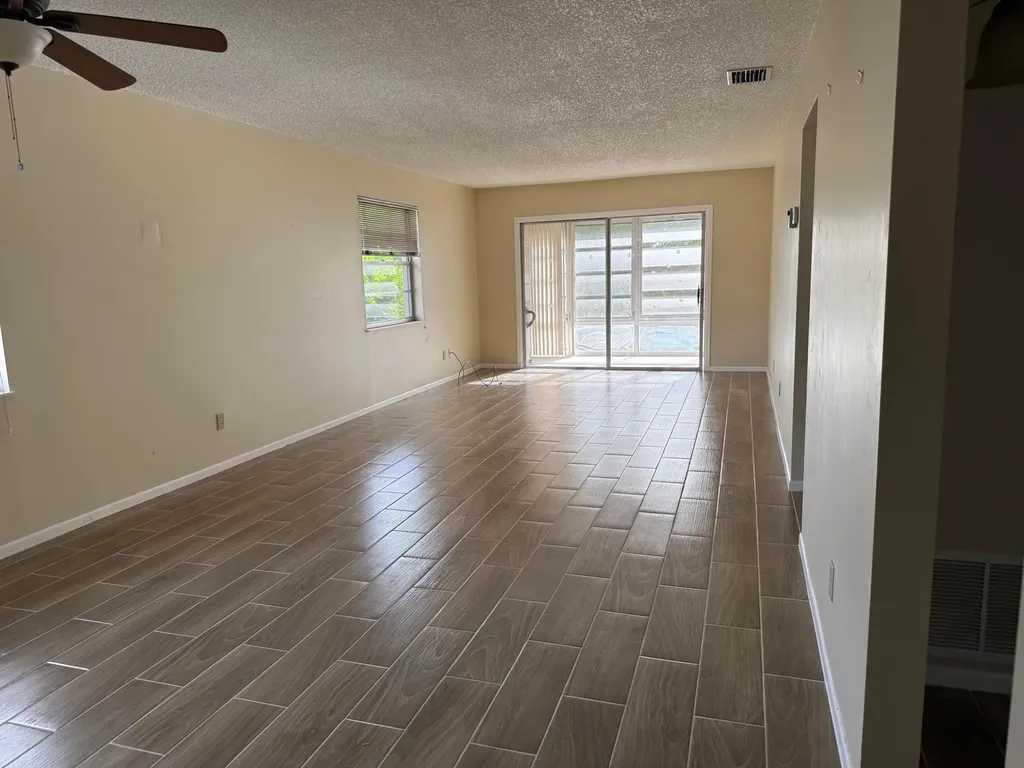 4 Lake Vista Trail Port St Lucie FL 34952