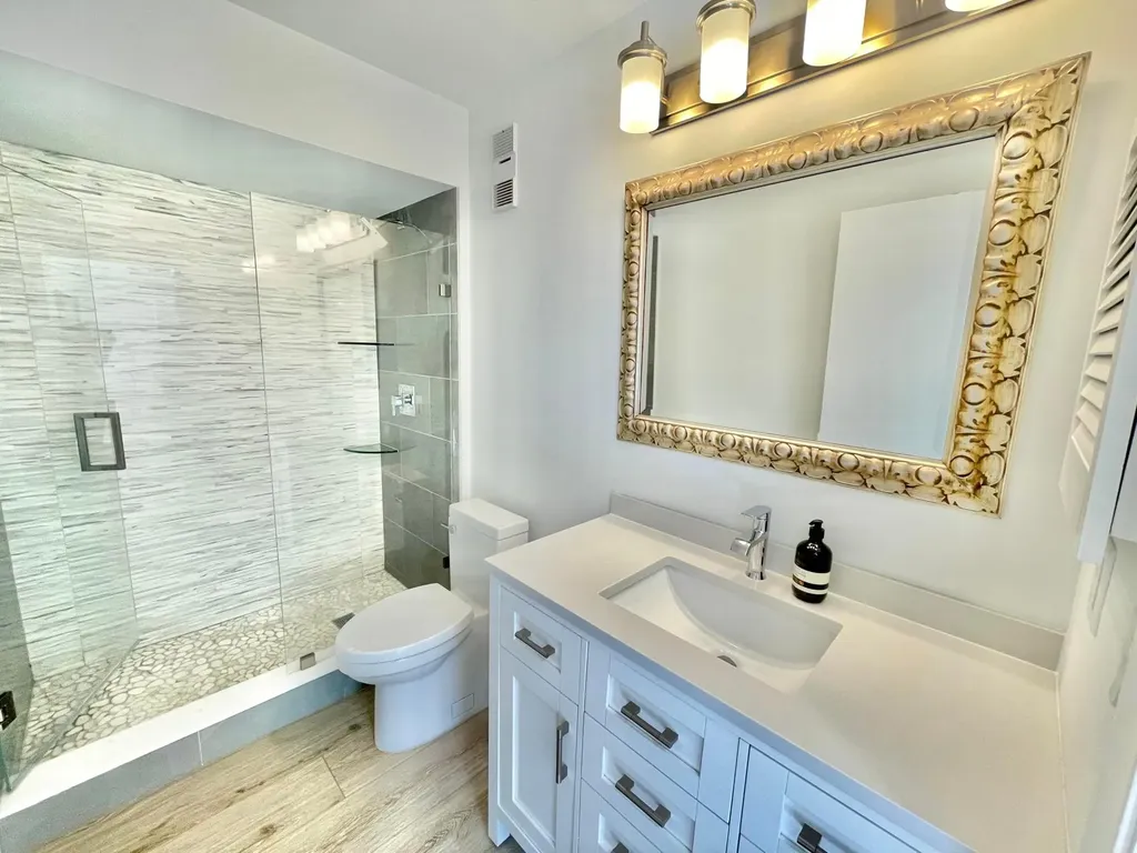 359 Prestwick Circle Palm Beach Gardens FL 33418
