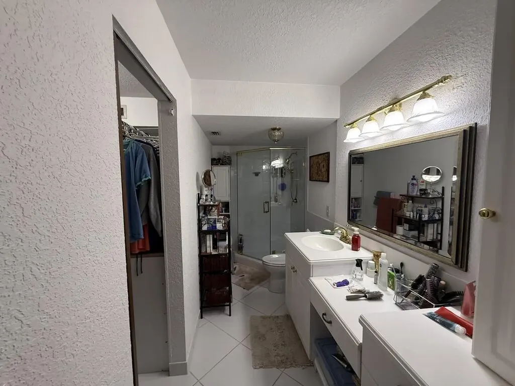 2551 NW 103rd Avenue Sunrise FL 33322