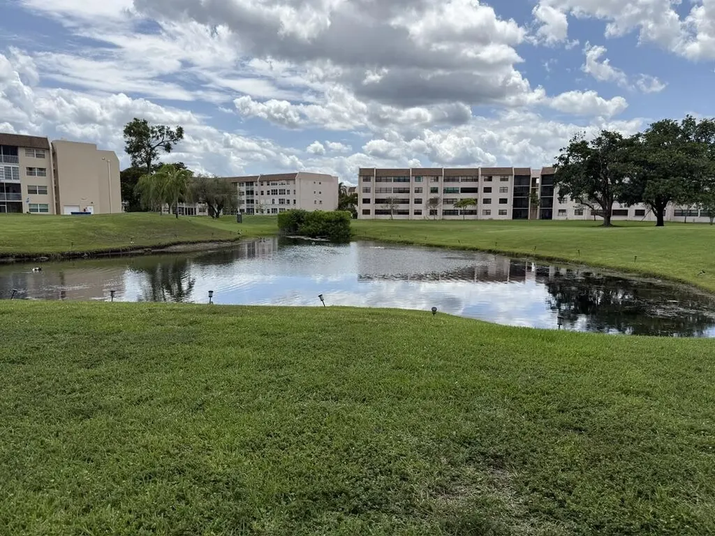 2551 NW 103rd Avenue Sunrise FL 33322