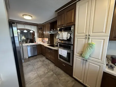 2551 NW 103rd Avenue Sunrise FL 33322