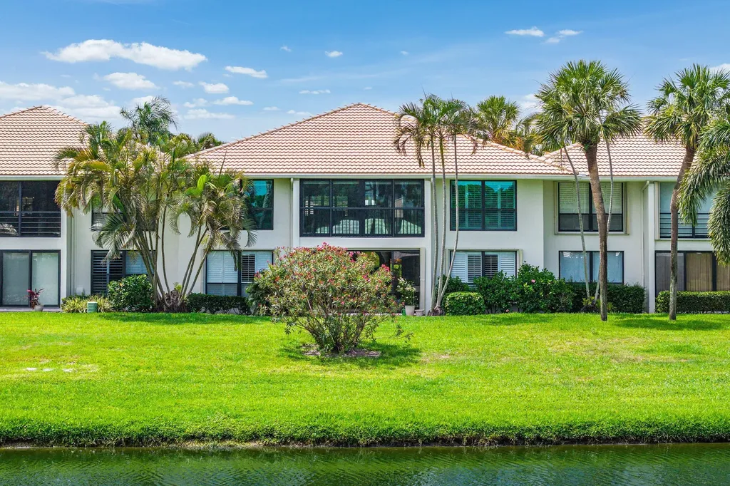 3676 Quail Ridge Drive N Boynton Beach FL 33436
