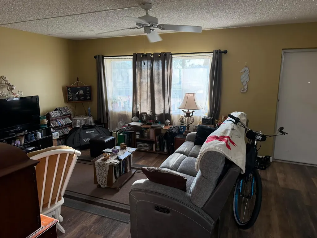 500 Village Green Circle W Palm Springs FL 33461
