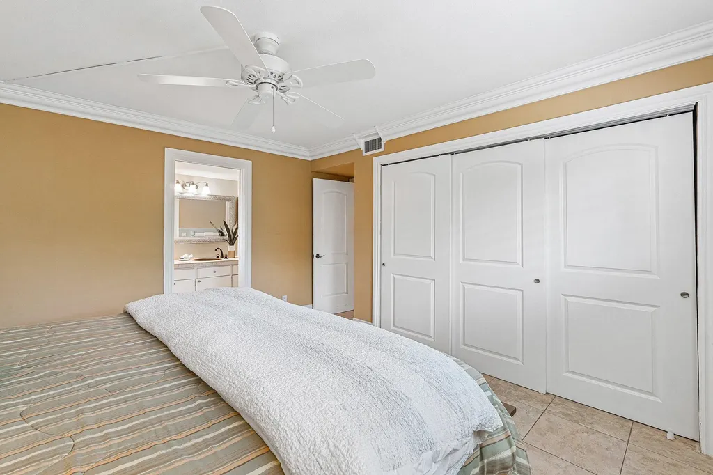 300 E Royal Palm Road Boca Raton FL 33432