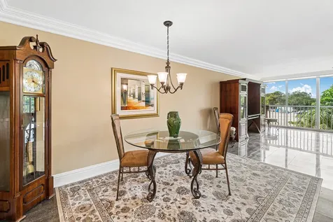 300 E Royal Palm Road Boca Raton FL 33432