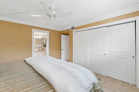 300 E Royal Palm Road Boca Raton FL 33432