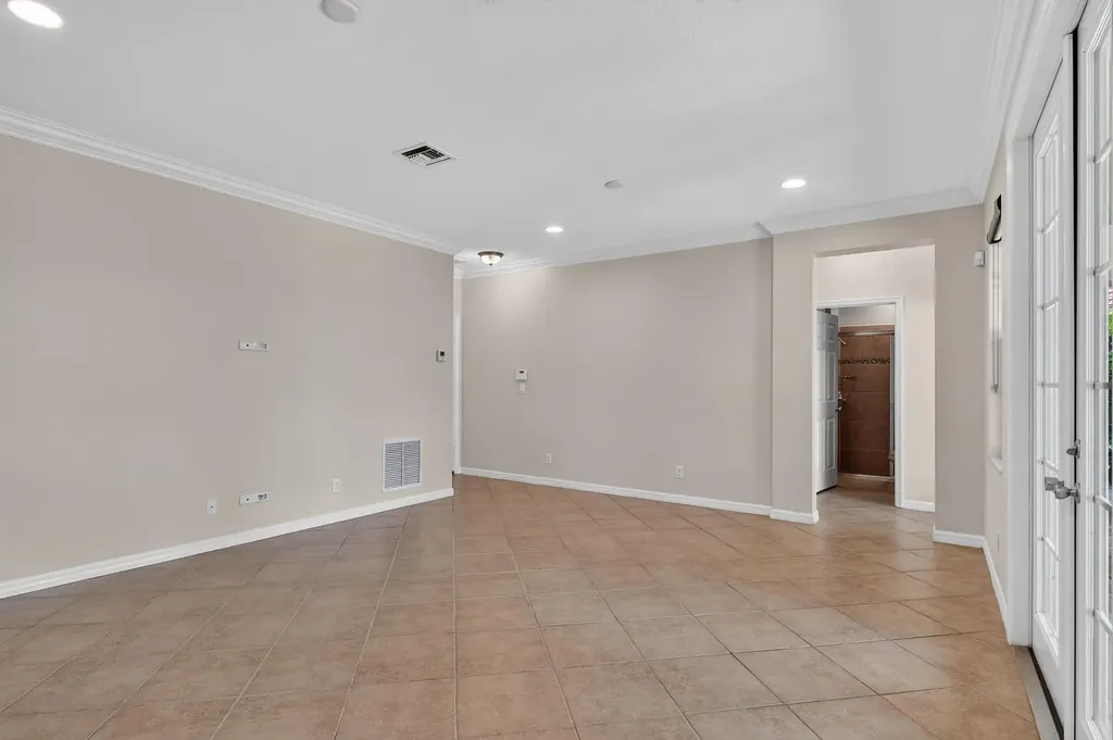 10519 Longleaf Lane Wellington FL 33414