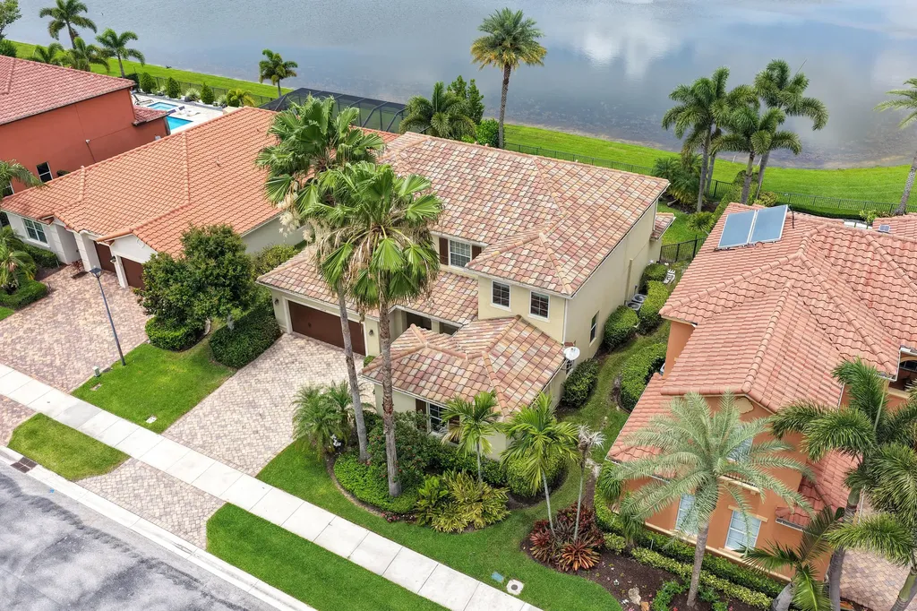 10519 Longleaf Lane Wellington FL 33414