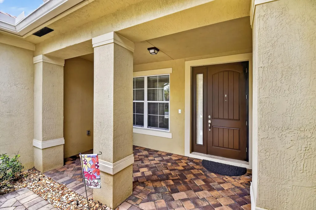 10519 Longleaf Lane Wellington FL 33414