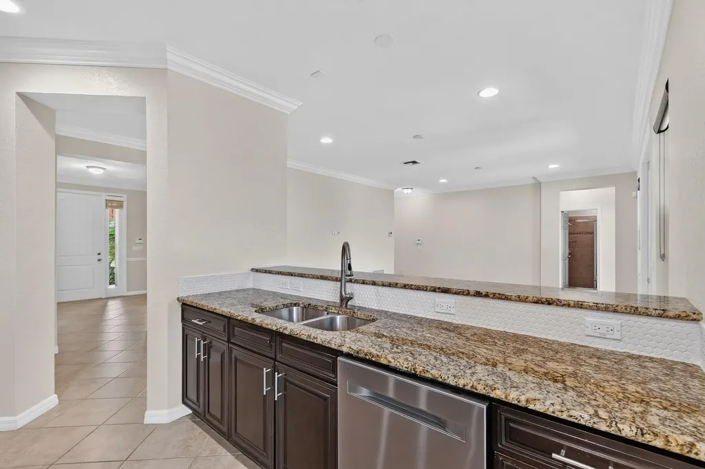 10519 Longleaf Lane Wellington FL 33414