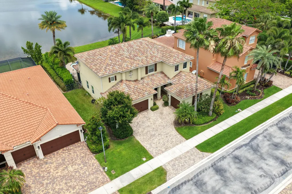10519 Longleaf Lane Wellington FL 33414