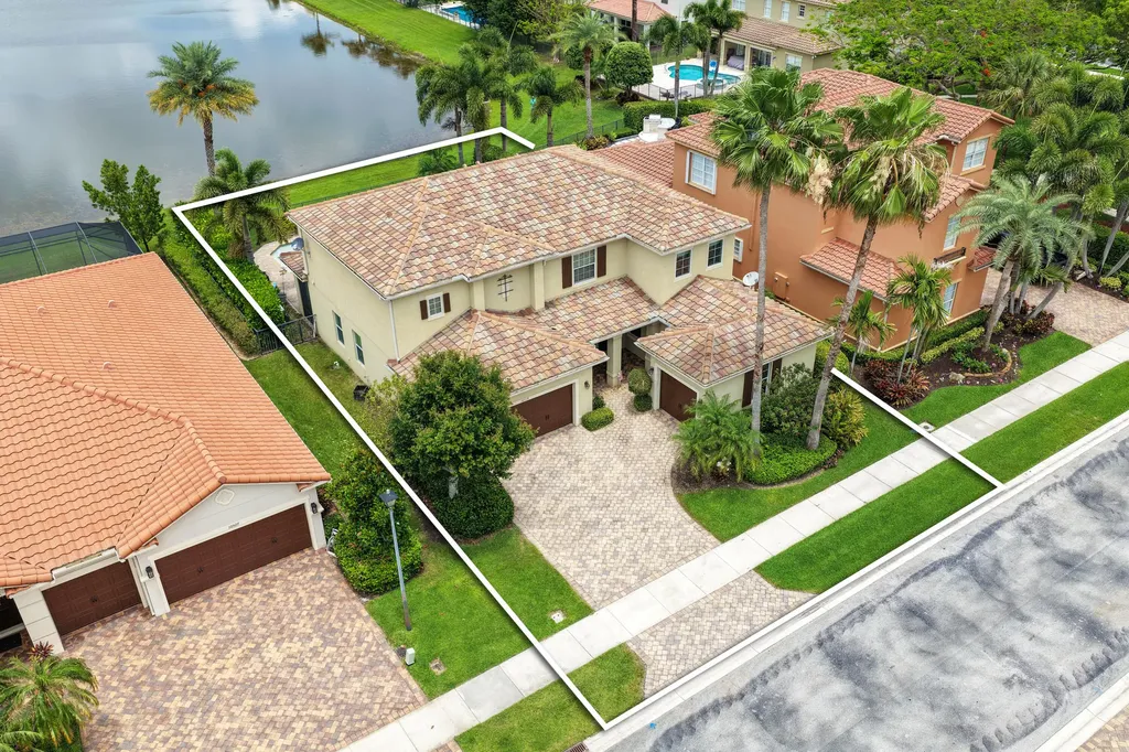 10519 Longleaf Lane Wellington FL 33414