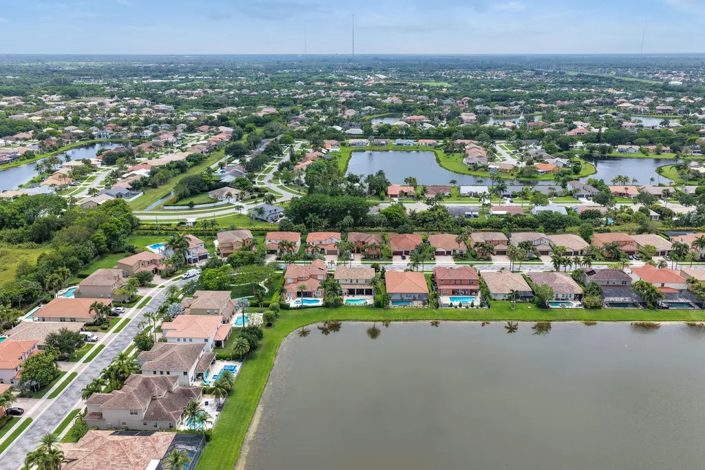 10519 Longleaf Lane Wellington FL 33414