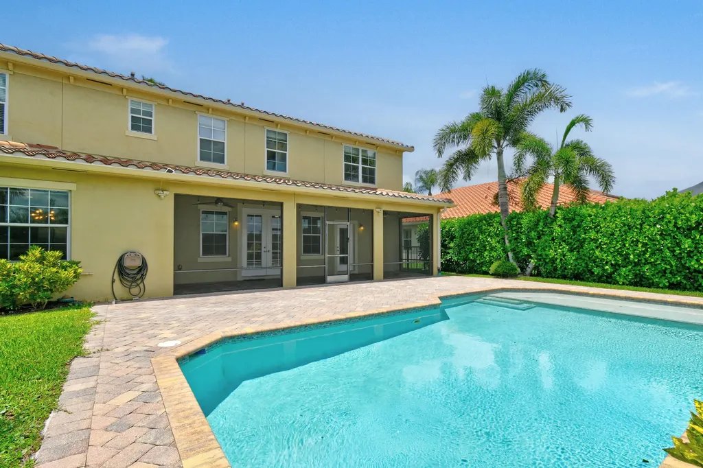 10519 Longleaf Lane Wellington FL 33414