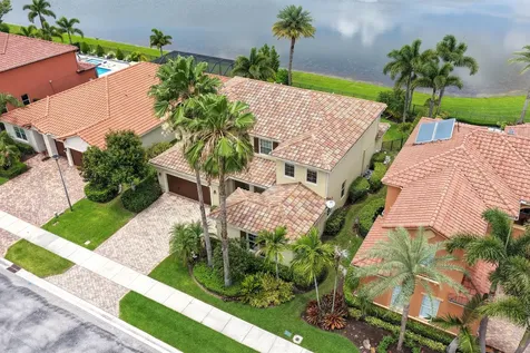 10519 Longleaf Lane Wellington FL 33414