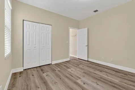 10519 Longleaf Lane Wellington FL 33414