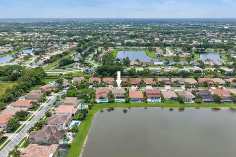 10519 Longleaf Lane Wellington FL 33414