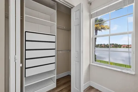 10519 Longleaf Lane Wellington FL 33414