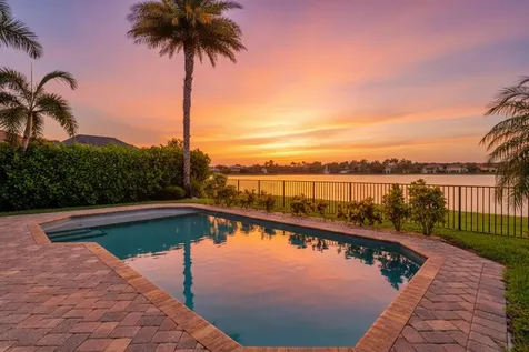 10519 Longleaf Lane Wellington FL 33414