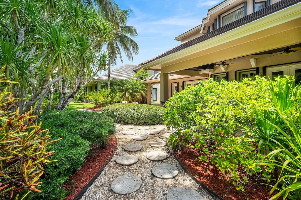 10380 Trianon Place Wellington FL 33449