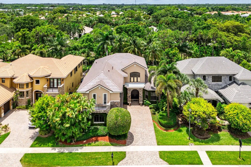10380 Trianon Place Wellington FL 33449
