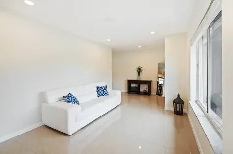 6101 SW 9th Street Plantation FL 33317