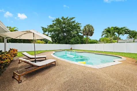6101 SW 9th Street Plantation FL 33317