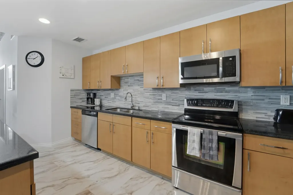 300 S Australian Avenue West Palm Beach FL 33401