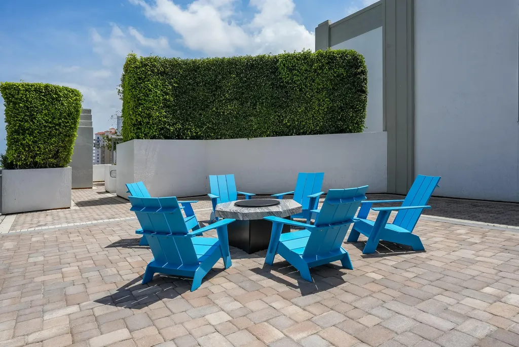 300 S Australian Avenue West Palm Beach FL 33401