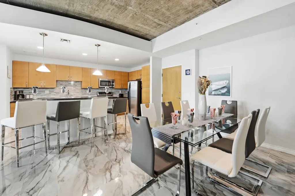 300 S Australian Avenue West Palm Beach FL 33401
