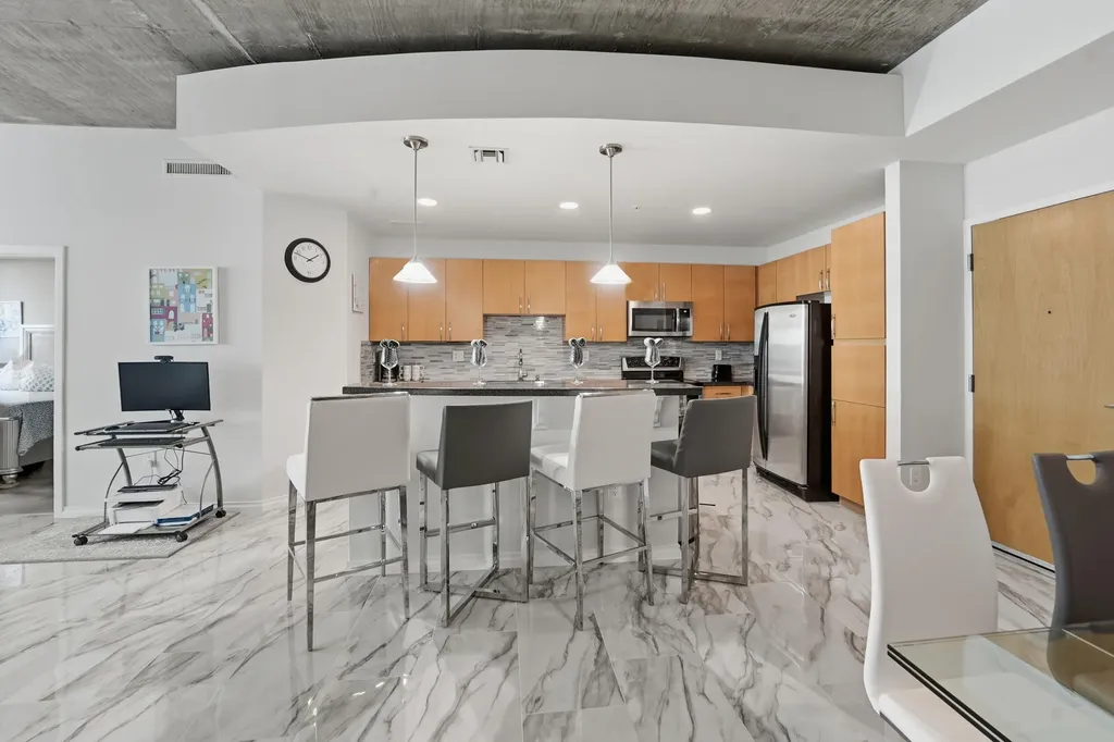 300 S Australian Avenue West Palm Beach FL 33401
