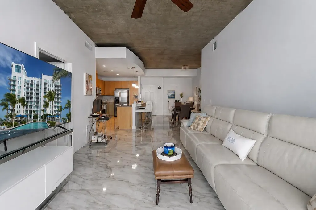 300 S Australian Avenue West Palm Beach FL 33401
