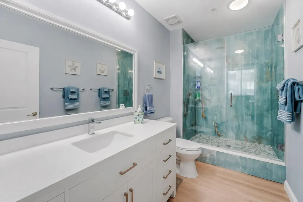 300 S Australian Avenue West Palm Beach FL 33401