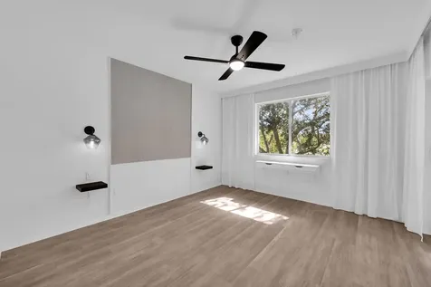 272 Village Boulevard Tequesta FL 33469