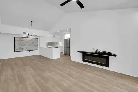272 Village Boulevard Tequesta FL 33469