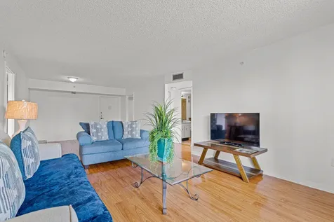 900 Saint Charles Place Pembroke Pines FL 33026