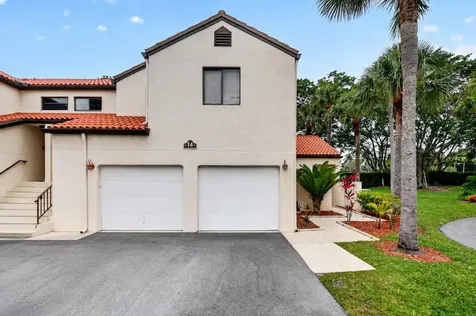 14 Via De Casas Boynton Beach FL 33426
