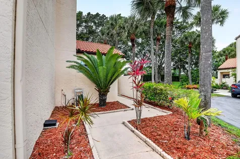 14 Via De Casas Boynton Beach FL 33426