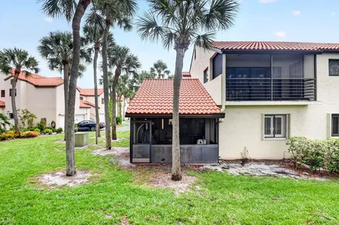 14 Via De Casas Boynton Beach FL 33426