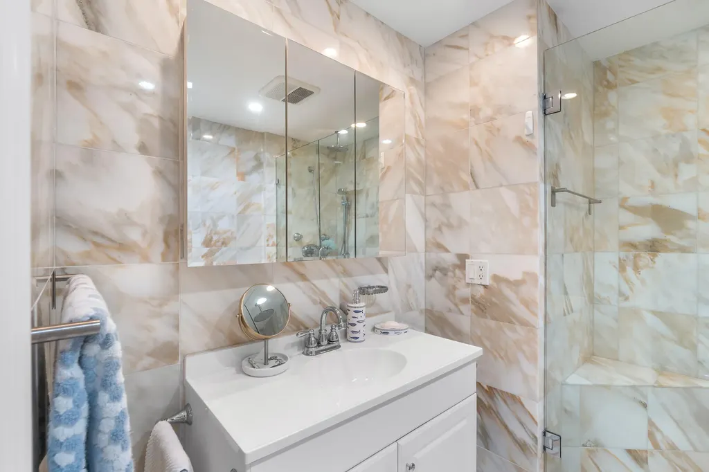 3200 NE 36th Street Fort Lauderdale FL 33308