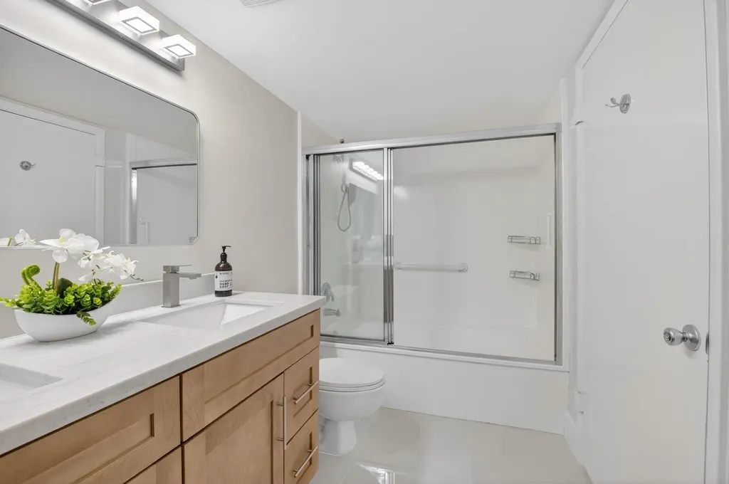 9939 Boca Gardens Trail Boca Raton FL 33496