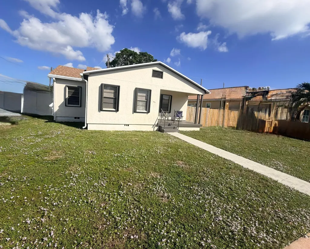443 Wilder Street West Palm Beach FL 33405